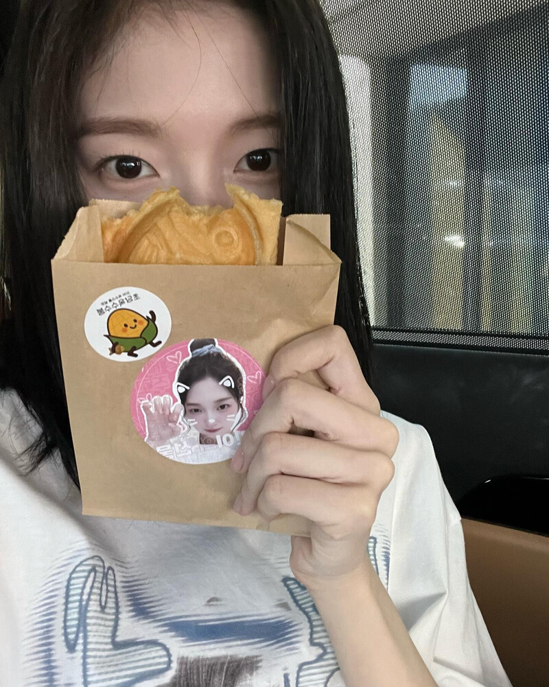 241024 OH MY GIRL Arin Instagram Update documents 2