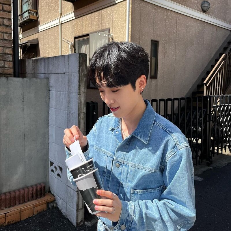 221119  - Younghoon Instagram Update documents 6