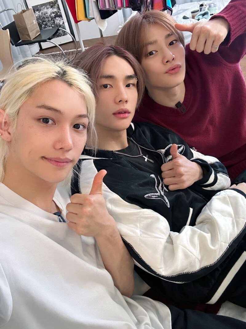 240202 Stray Kids Twitter Update - Felix, Hyunjin and I.N documents 1