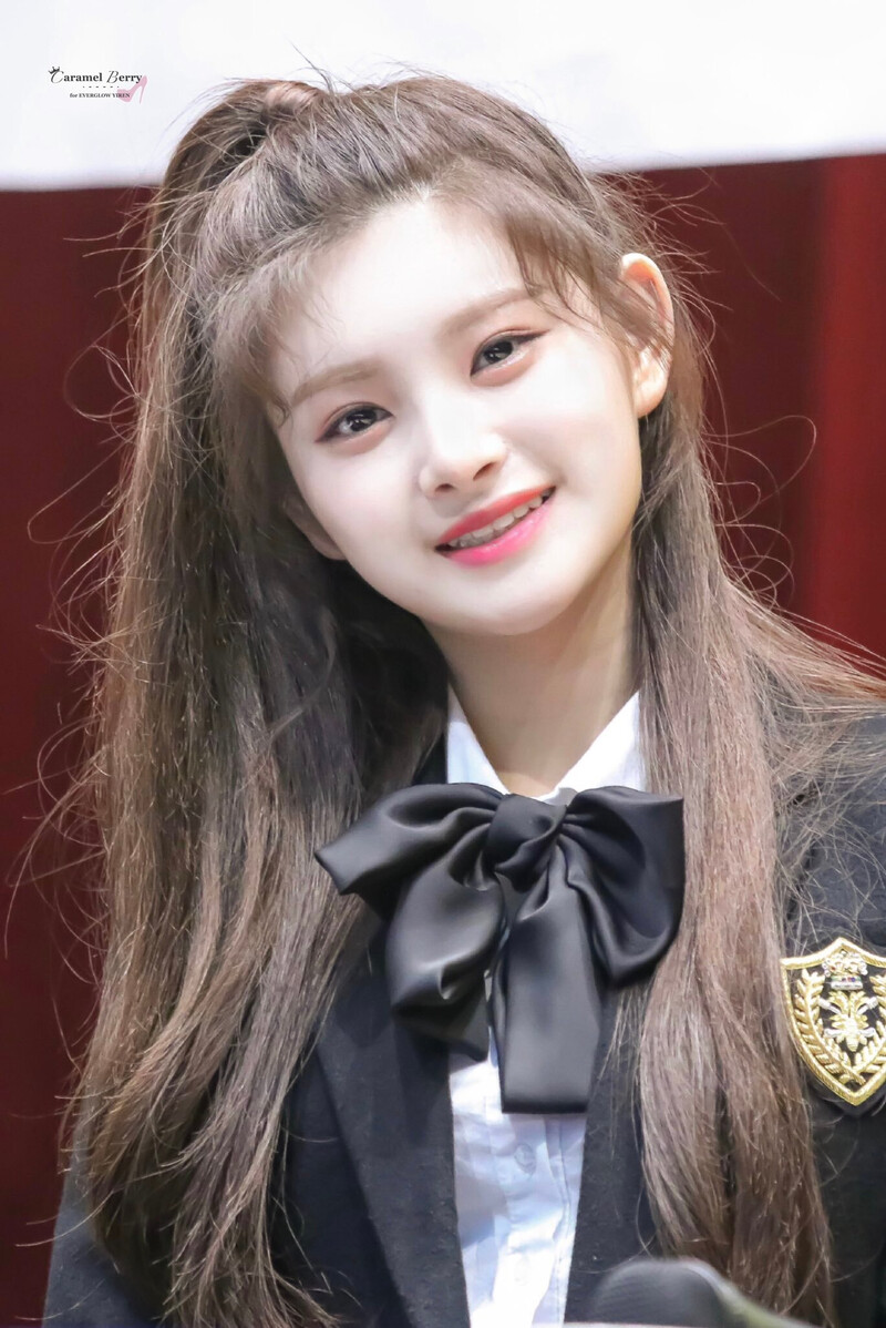 190331 EVERGLOW Yiren documents 18