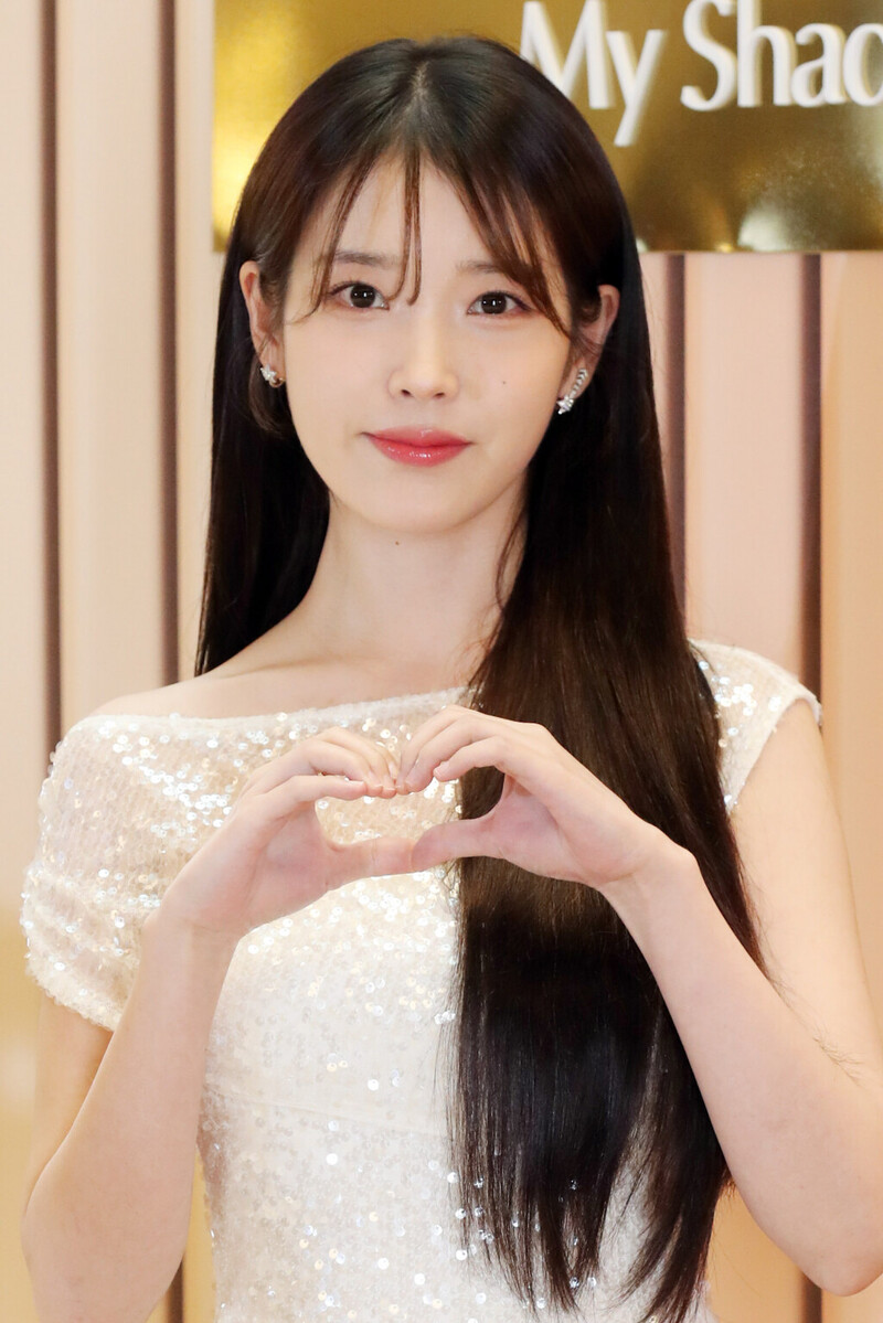 240807 IU - Estée Lauder Event documents 11