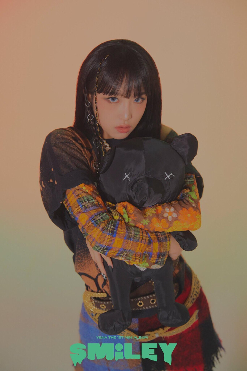 Choi Yena "[ˣ‿ˣ (SMiLEY)]" Concept Teaser Photos documents 8