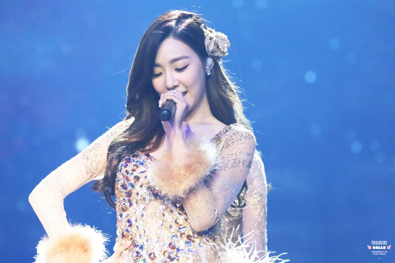 160110 Girls' Generation Tiffany at Jiangsu TV Gala Spring Festival documents 1