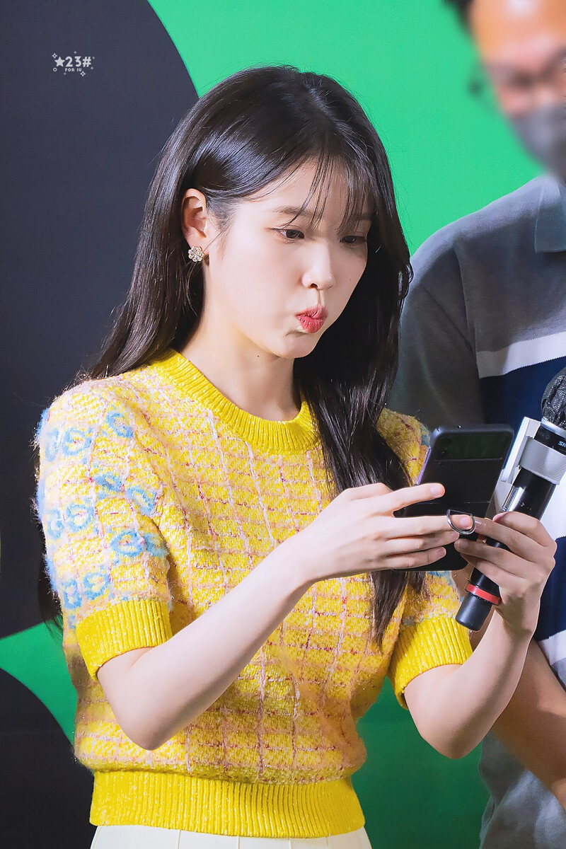 230424 IU- 'DREAM' VIP Premiere Event at Seoul documents 25