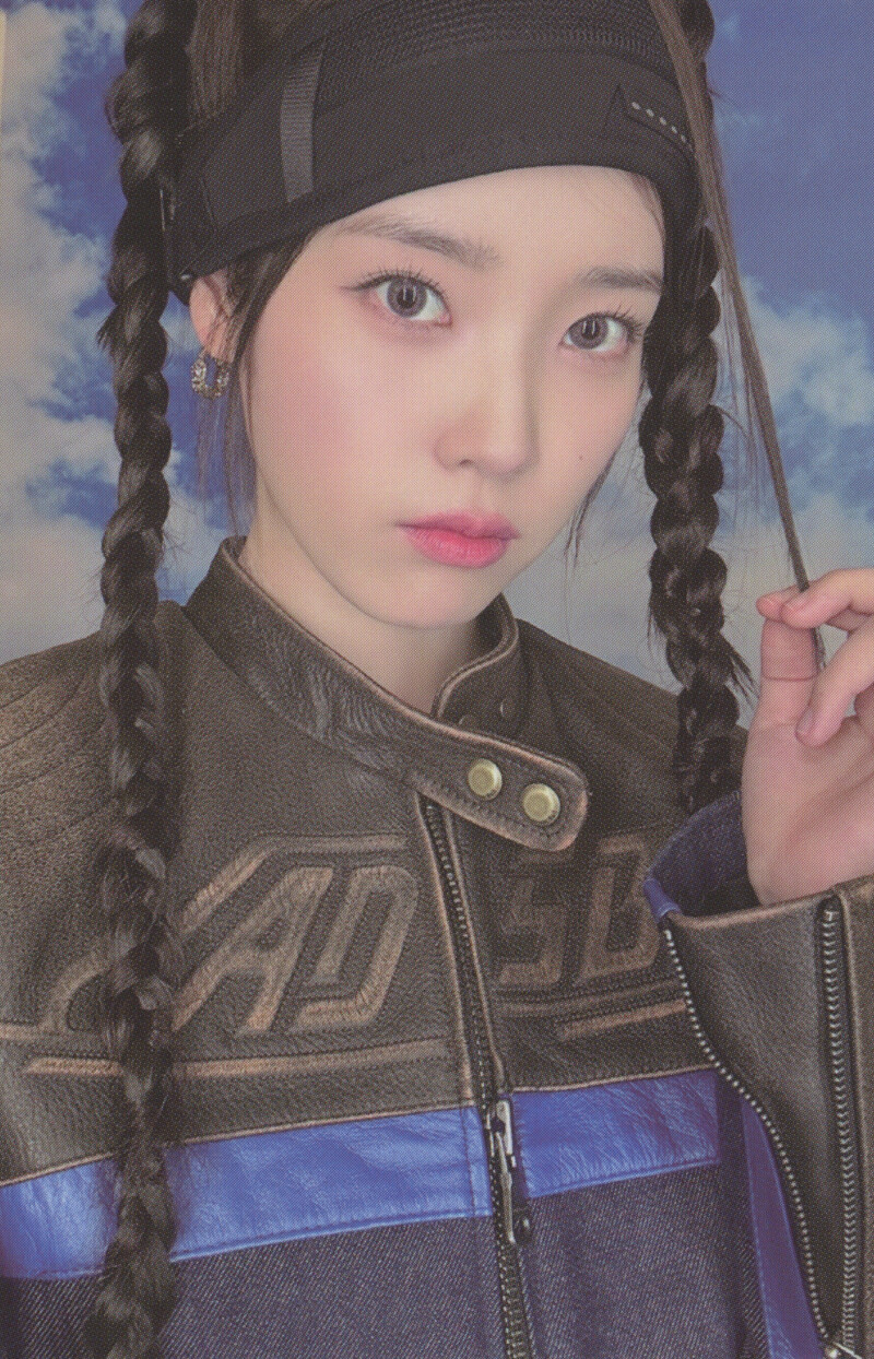 IU - 7th Official Fanclub Kit "UAENA" (Scans) documents 7