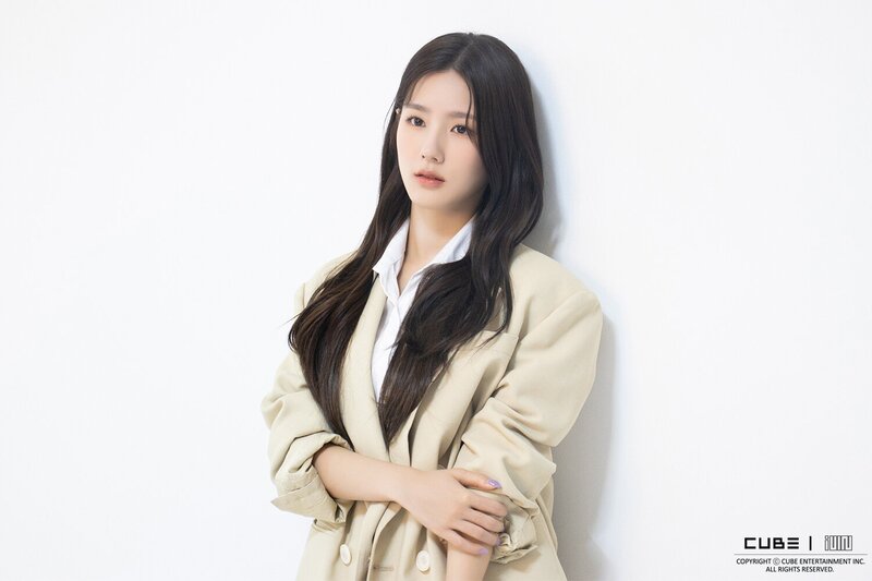 211015 Cube Naver Post - (G)I-DLE Miyeon 2021 Profile Photoshoot documents 24