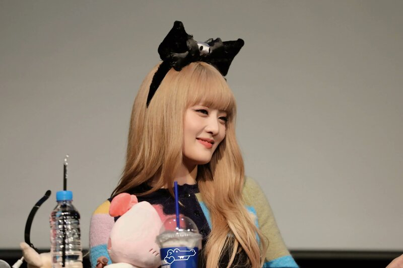 221029 (G)I-DLE Minnie - Apple Music Fansign | kpopping