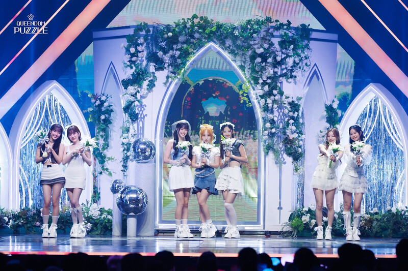 230814 Mnet Twitter update - QUEENDOM PUZZLE Episode 9 'I Do' Behind documents 2