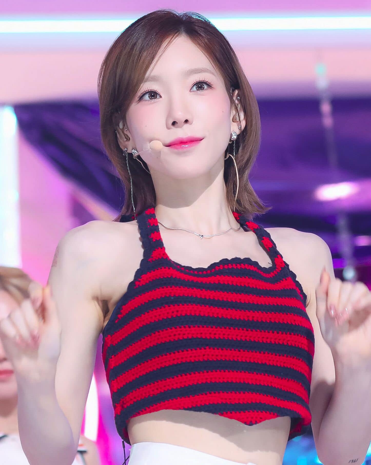 220821 Girls' Generation Taeyeon - 'FOREVER 1' at Inkigayo | kpopping