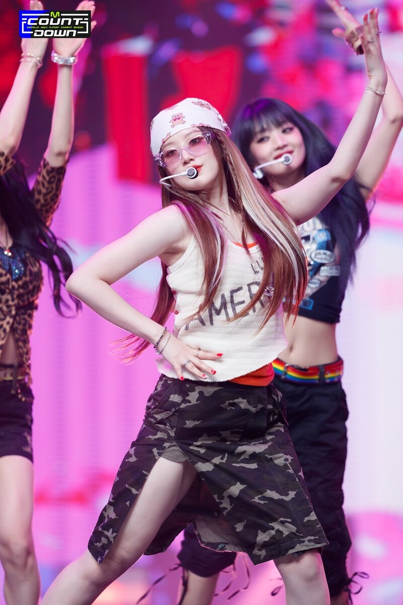 230525 (G)I-DLE Shuhua - 'Queencard' at M COUNTDOWN documents 1