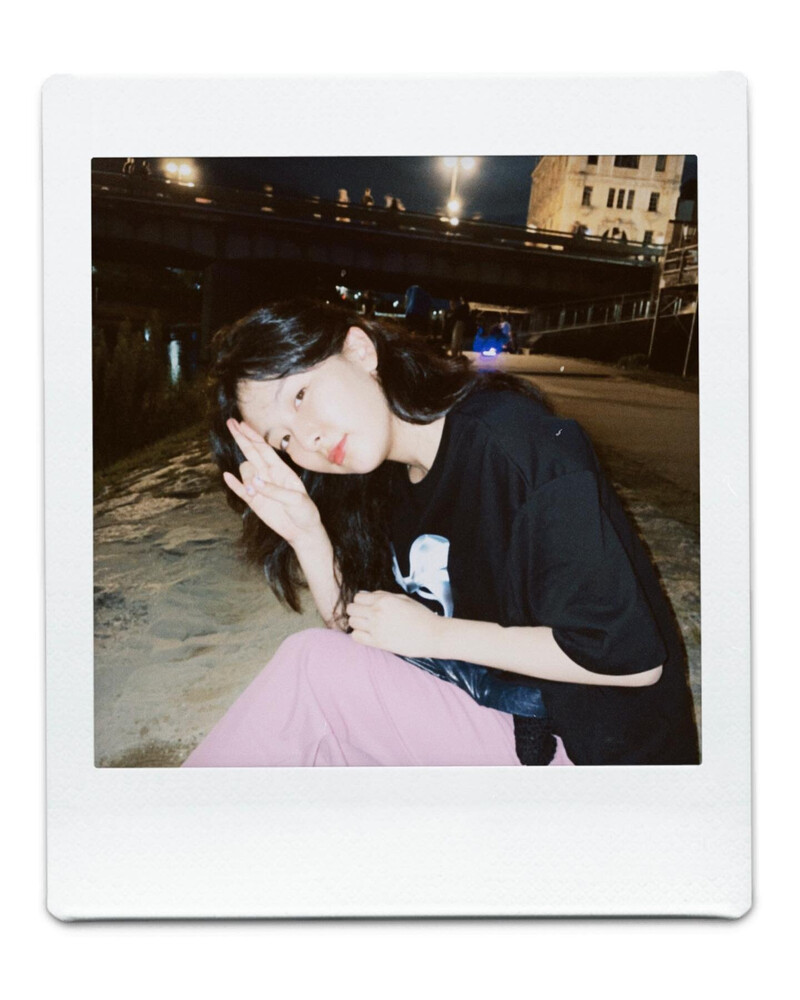 230901 - SEULGI Instagram Update documents 7