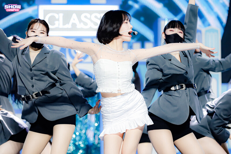 211013 Jo Yuri - 'GLASSY' at Show Champion documents 6