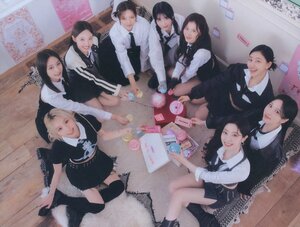 TWICE Episode Photobook - READY TO BE (Scans)