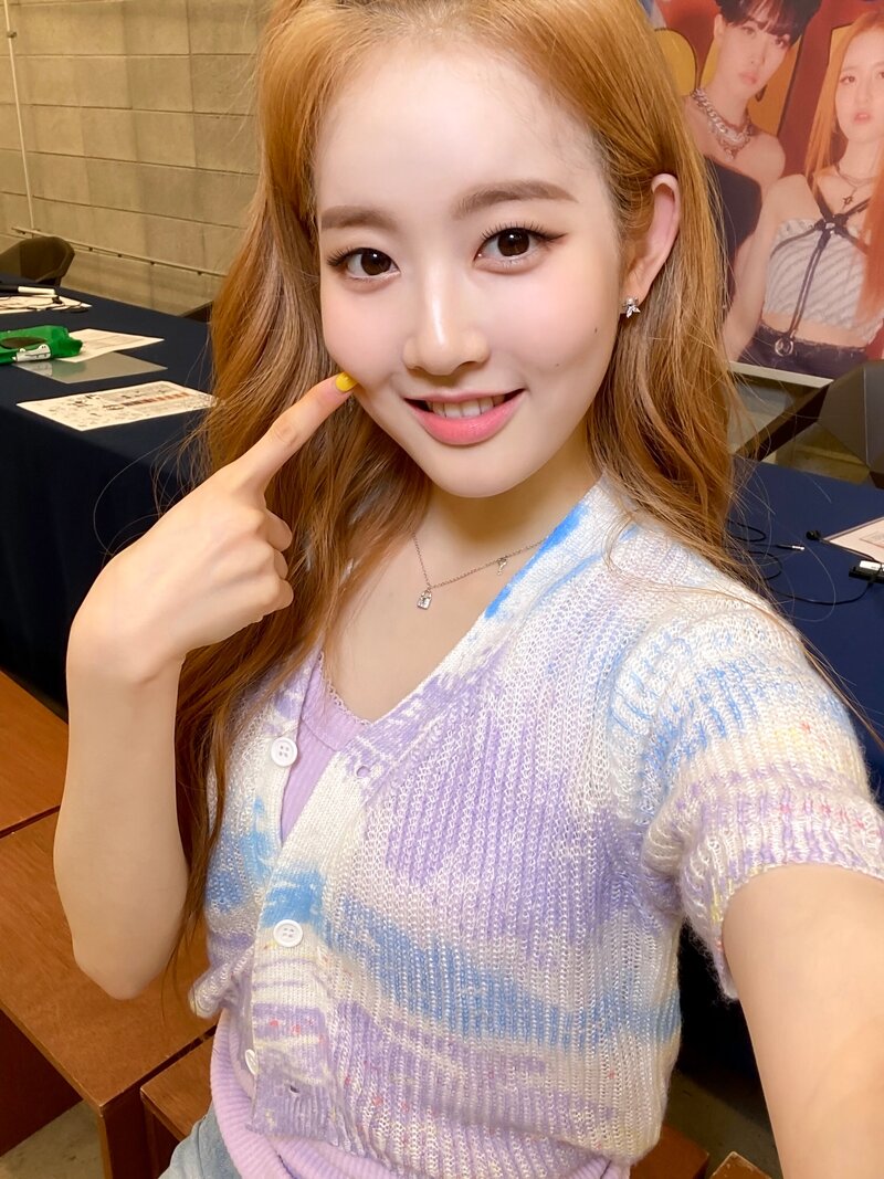 210608 High Up Naver Post - STAYC 'STAYDOM' Fan Sign Collection documents 4