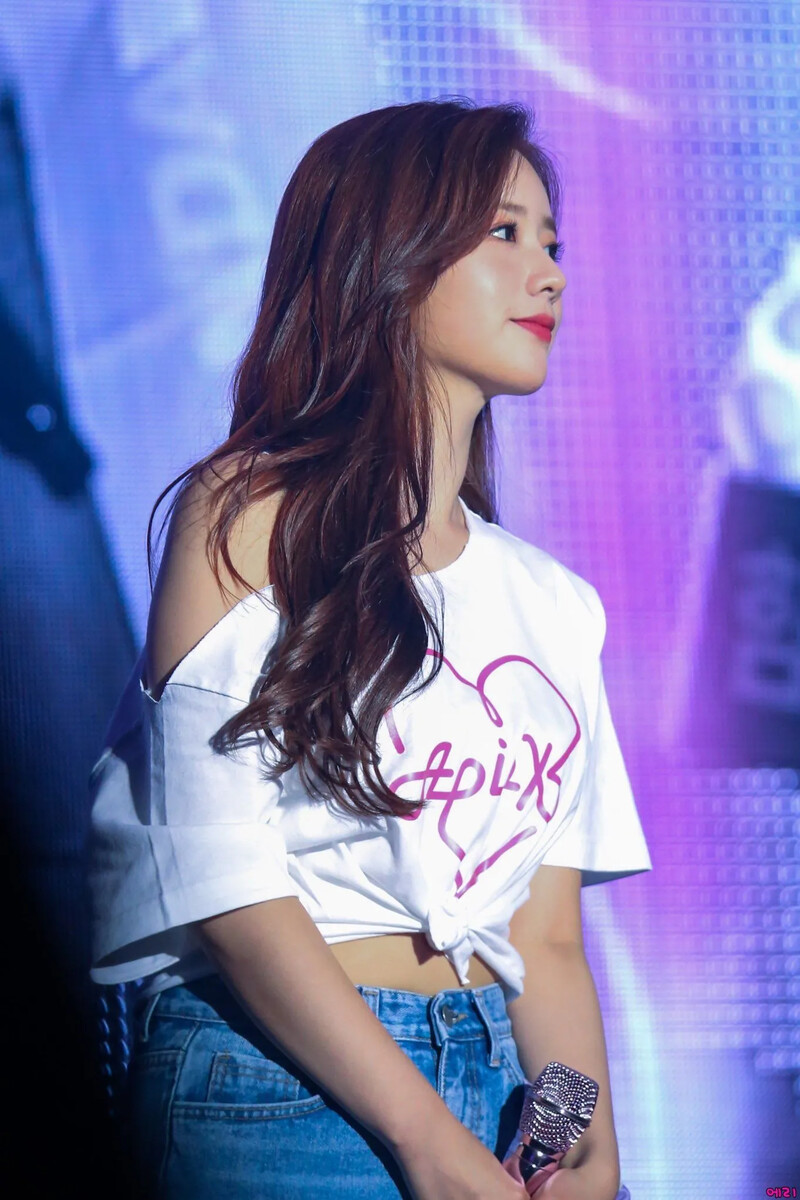 Apink_bomichan-1223598928563597313-EPsYvHeU0AAJkix.jpg