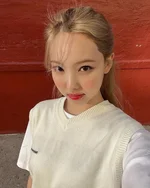 220518 Nayeon Instagram Update