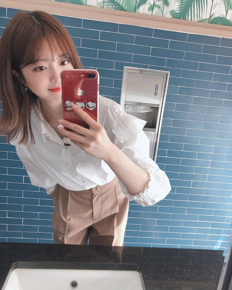 200728 Suyeon Instagram update documents 2