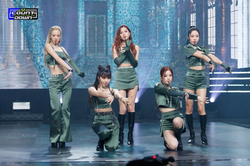 220224 Apink - 'Dilemma' at M Countdown documents 2