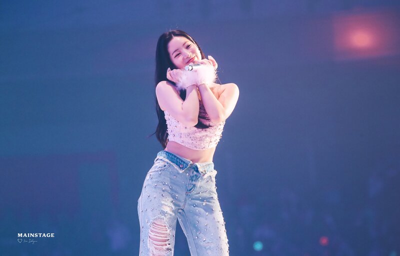 230415 TWICE Dahyun - ‘READY TO BE’ World Tour in Seoul Day 1 documents 1