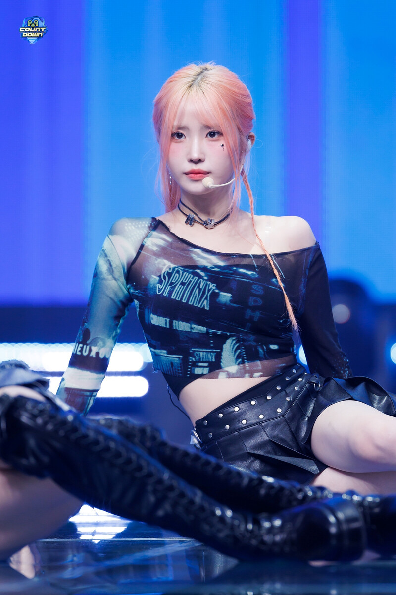 240822 fromis_9 Hayoung - 'Supersonic' + Encore Stage at M Countdown documents 1