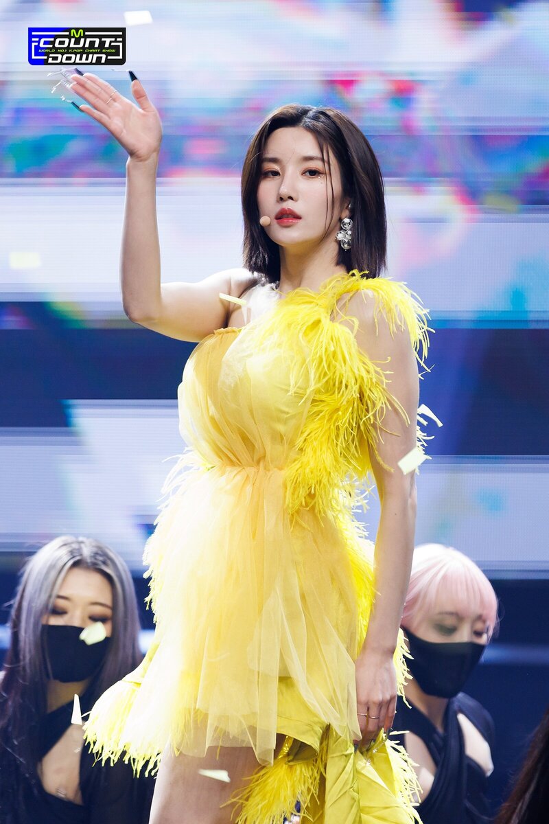 220414 Kwon Eunbi - "GLITCH" at M Countdown documents 21