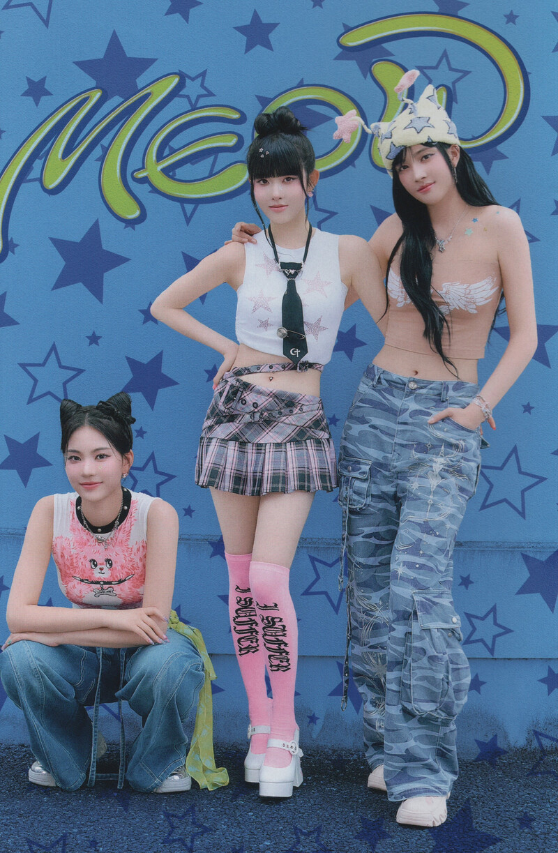 STAYC - Japan 4th Single 'MEOW / Cheeky Icy Thang - Japanese Ver.' (Scans) documents 2