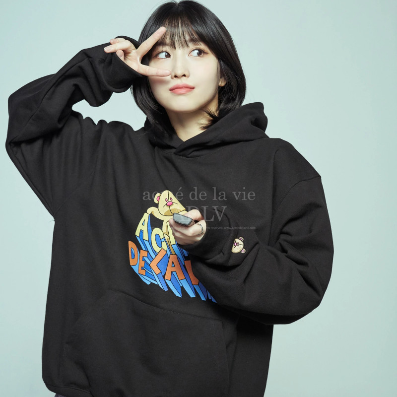 TWICE for ADLV 2021 SS Collection documents 24