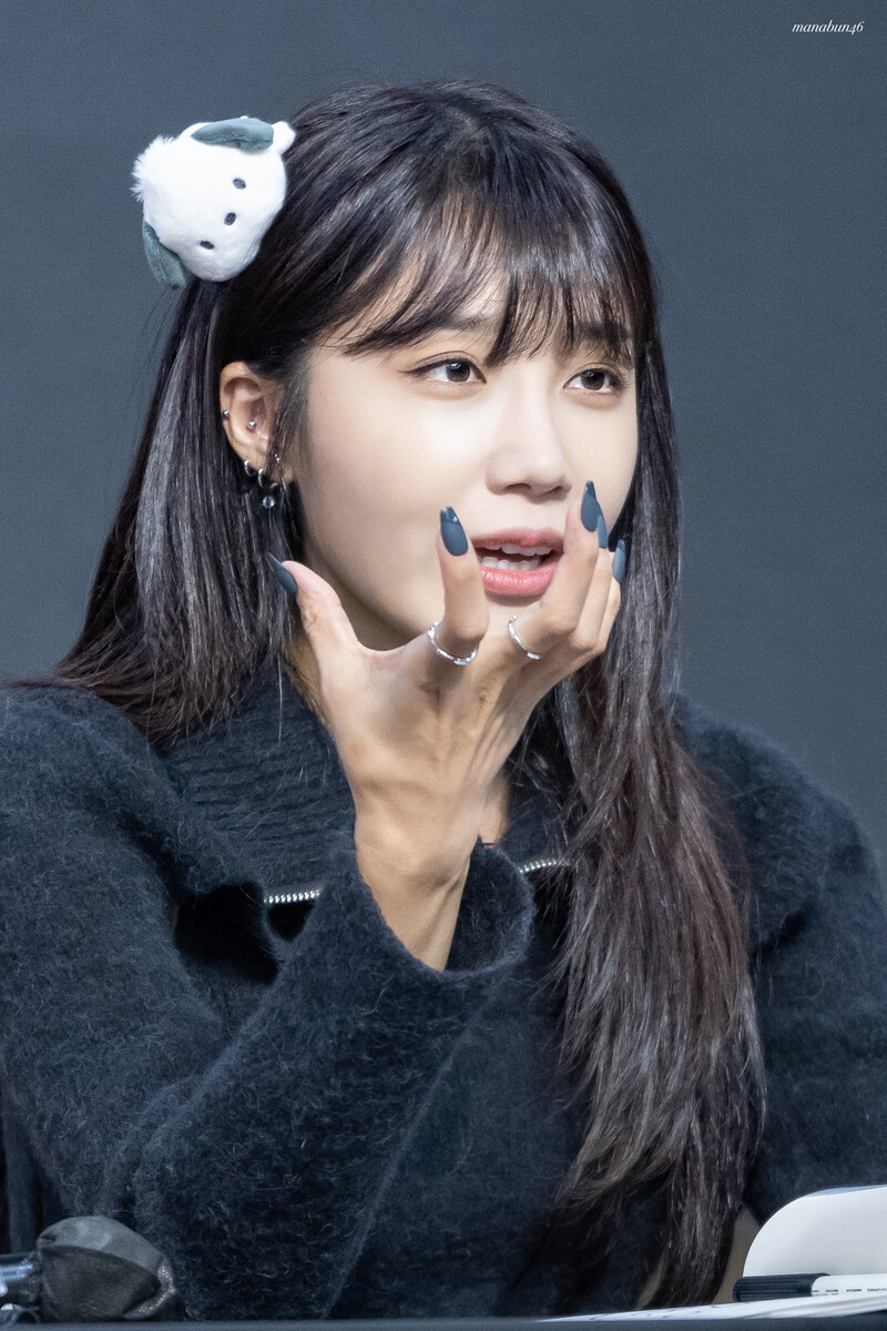 221112 Apink EUNJI at fansign event documents 2