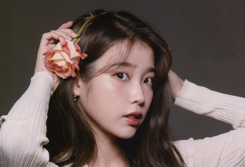 IU_4th_FanKit_70.jpg