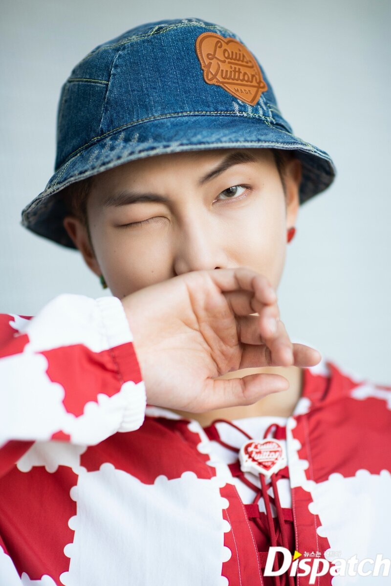 RM for 'THE ROAD TO JINGLE BALL' Photoshoot by DISPATCH documents 3