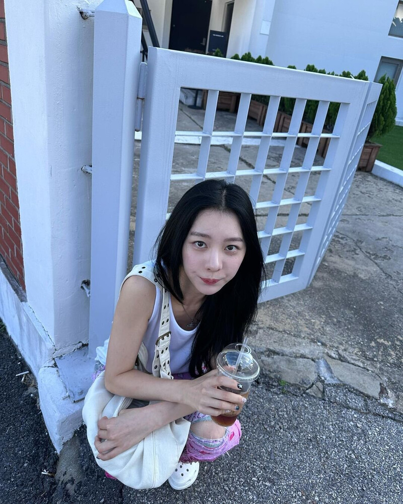 230906 YIYEON INSTAGRAM UPDATE documents 1