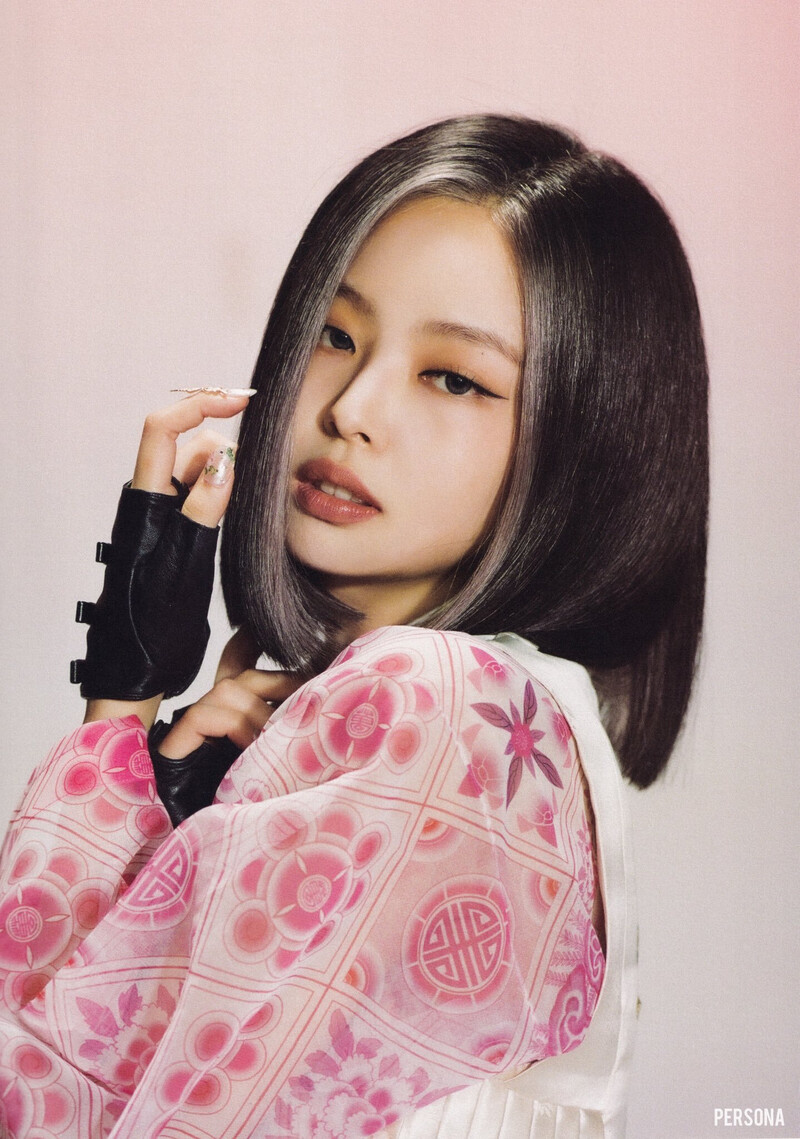 BLACKPINK 4+1 THE ALBUM Photobook (Scans) documents 2