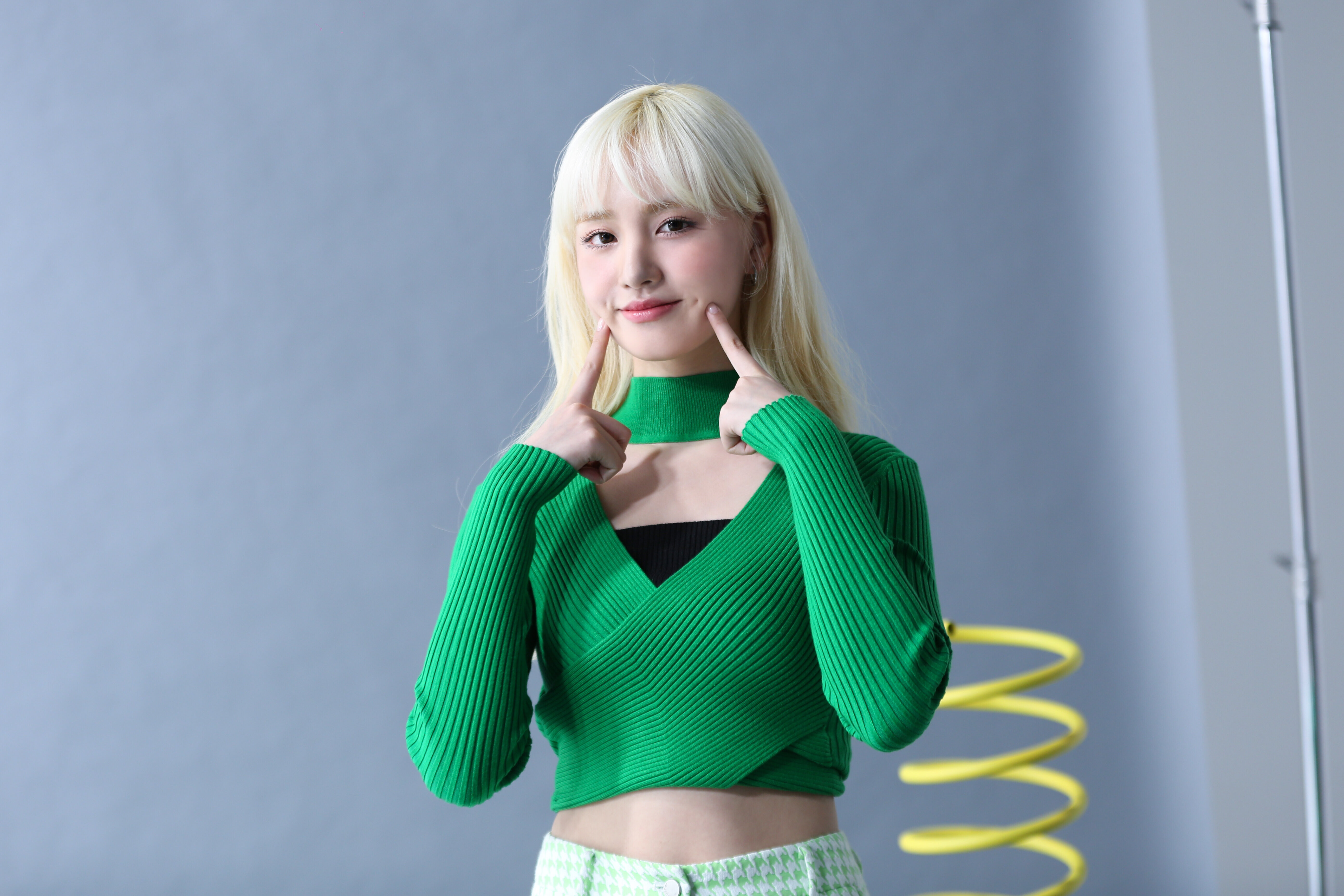 220219 Starship Naver Post - IVE Liz - Olive Young Photoshoot