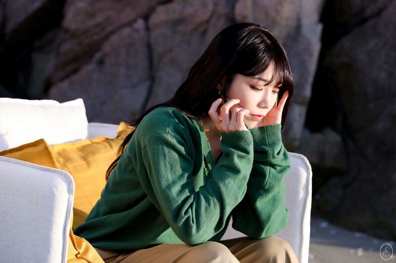 221123 IST Naver post- Apink EUNJI  behind the scenes of 'Journey for Myself' MV documents 22