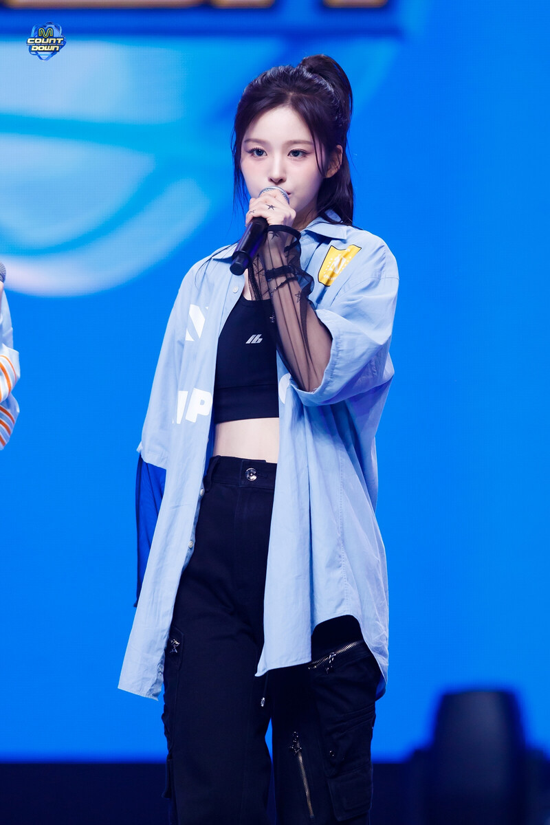 240829 NMIXX Sullyoon - 'See that?' at M COUNTDOWN documents 8