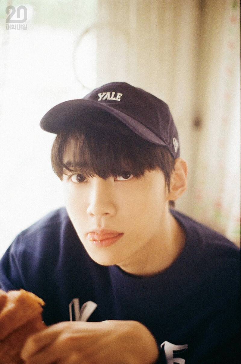 Lee Jinhyuk for Univ20 | 2019 documents 8