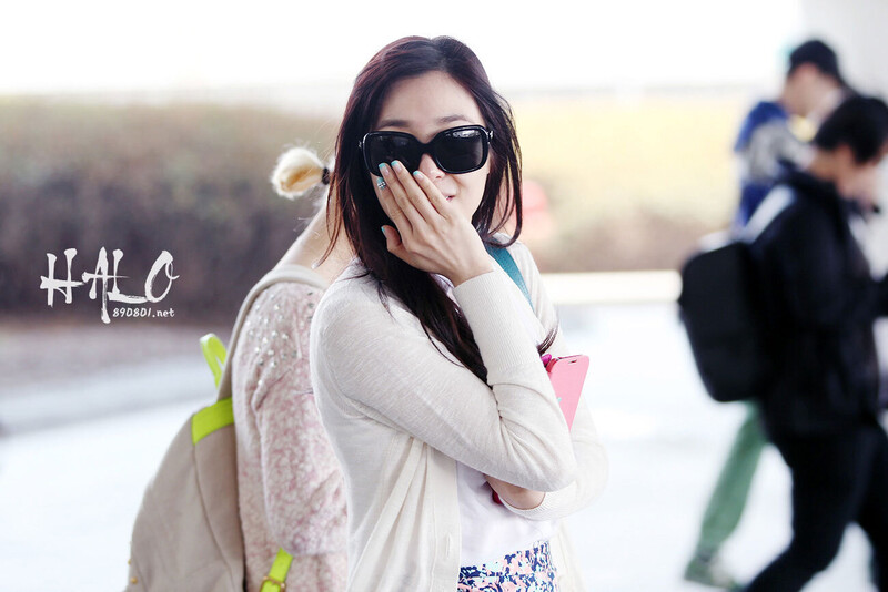 130411 Girls' Generation Tiffany at Incheon Airport | kpopping