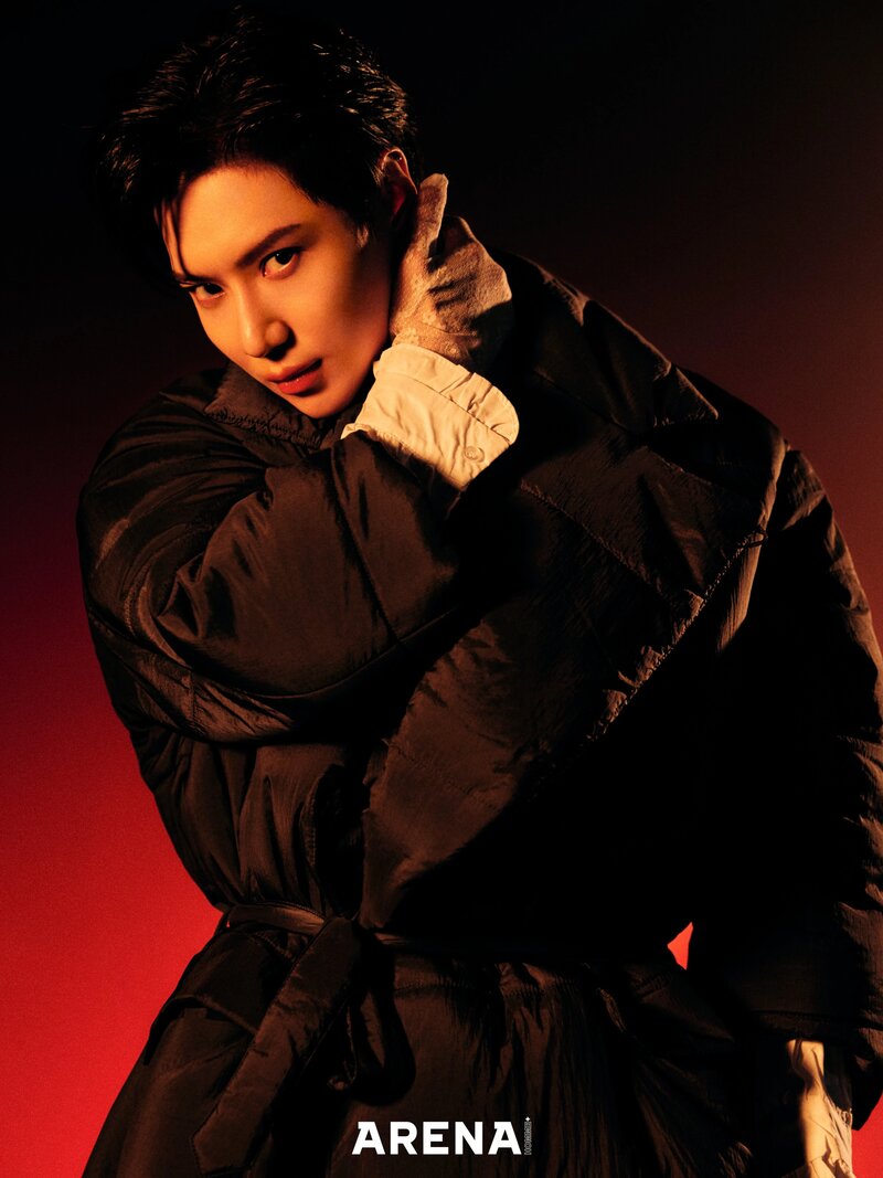 TAEMIN for Arena Homme + 2021 January Issue documents 1