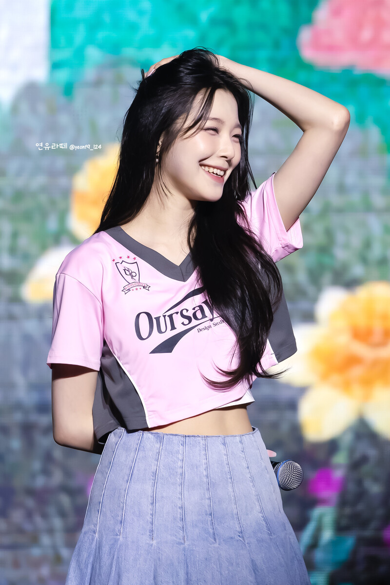 240518 fromis_9 Jiheon - Spring Breeze Campus Festival documents 2