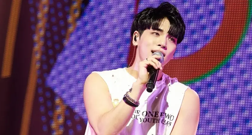 SHINee and Shawols Pay Tribute to Jonghyun on His Birthday