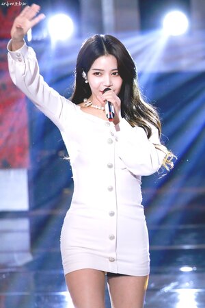 181229 MAMAMOO Solar - 2018 MBC Entertainment Awards