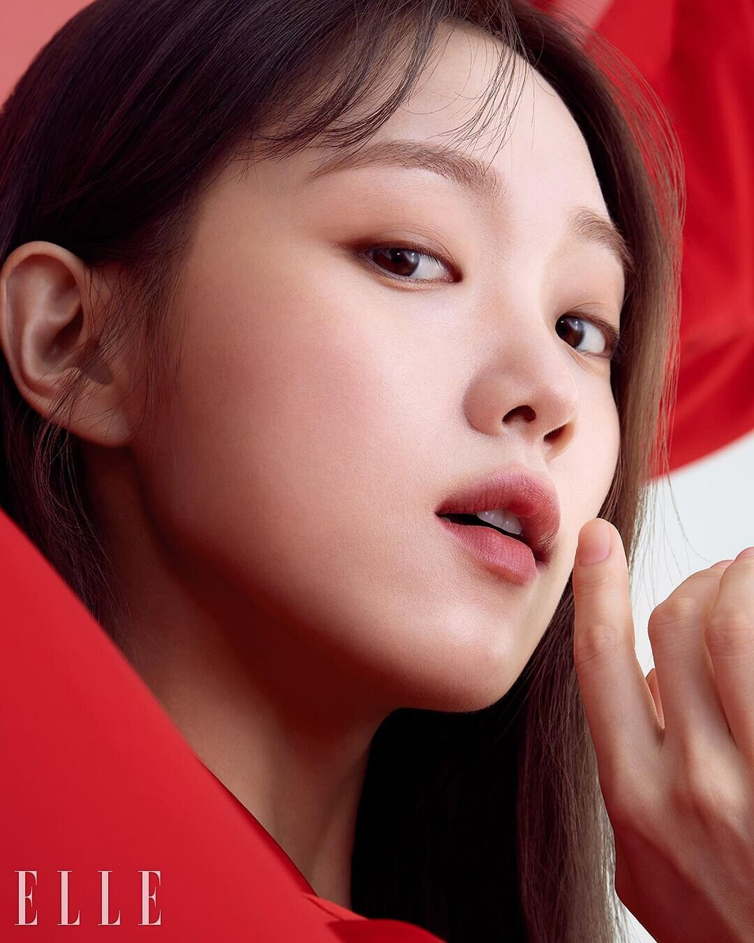 LEE SUNG KYUNG for ELLE Korea X SHISEIDO | kpopping