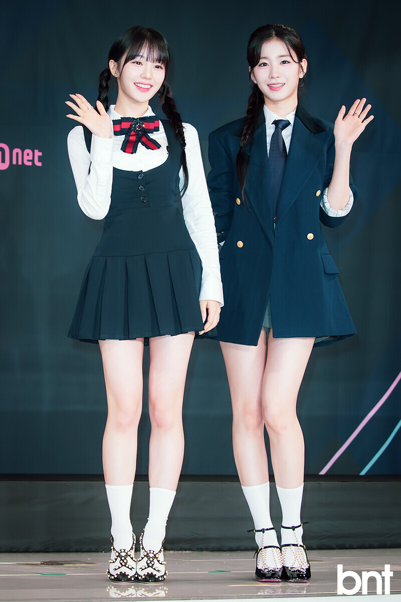 230613 WOOAH -  NANA & WOOYEON at 'Queendom Puzzle' press conference documents 2