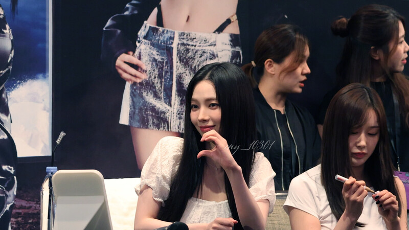 240805 aespa Karina - Hong Kong Fansign documents 13