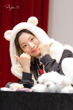 240303 TWICE Dahyun - Blue Dream Media Fansign