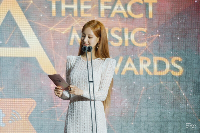 211010 Seohyun at The Fact Music Awards 2021 documents 6
