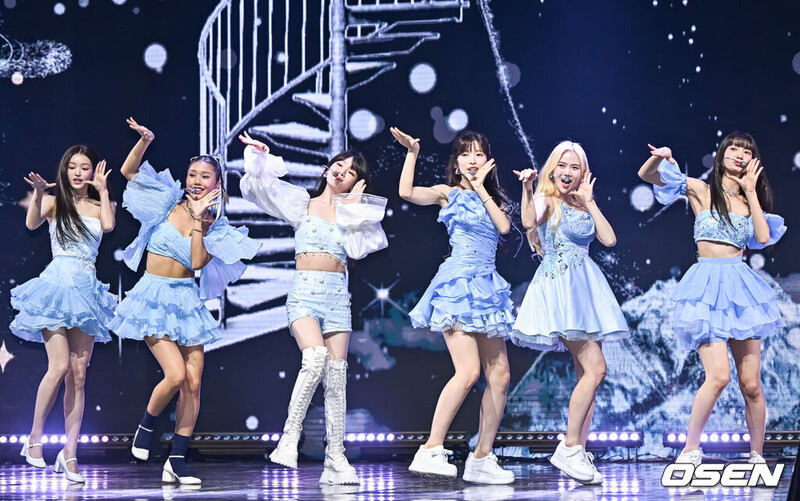 230724 Oh My Girl 'Golden Hourglass' Comeback Showcase documents 13