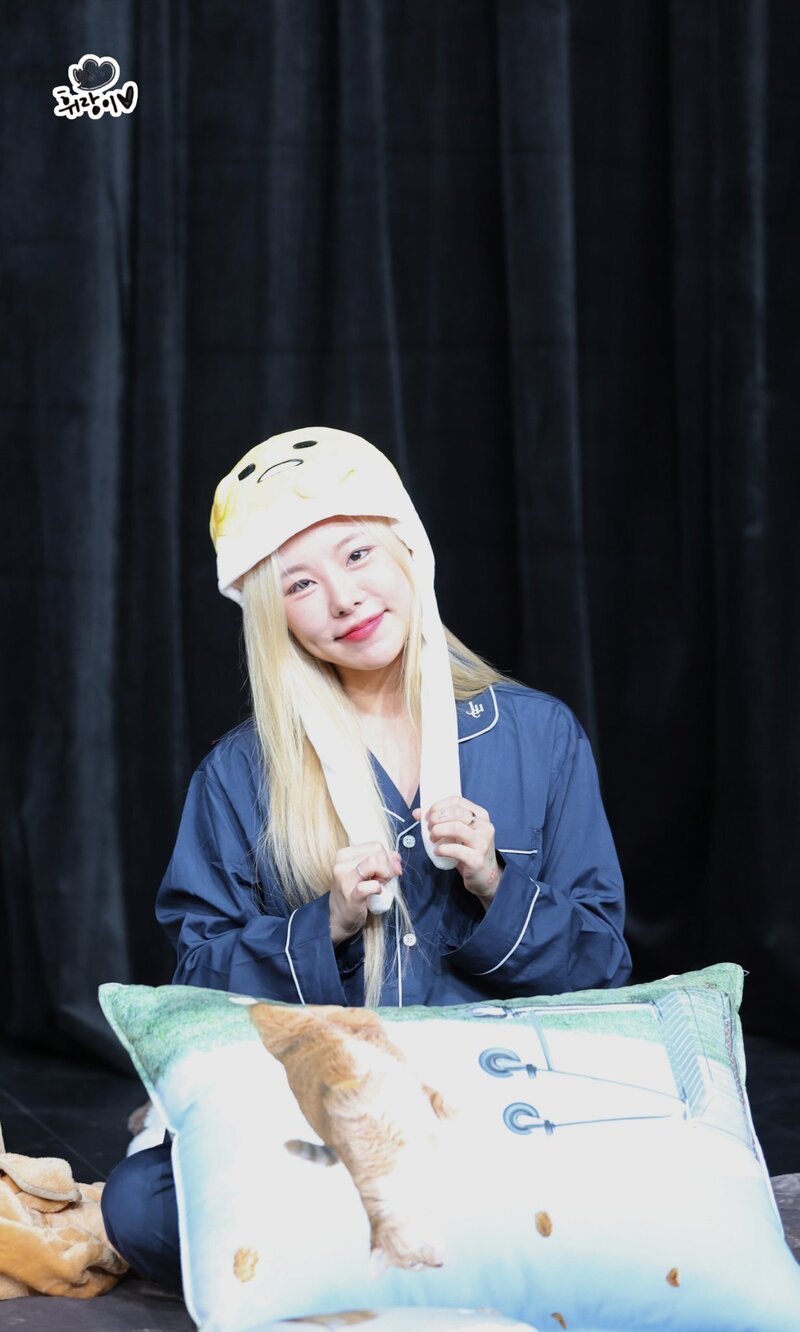231105 Whee In - Fansign documents 24