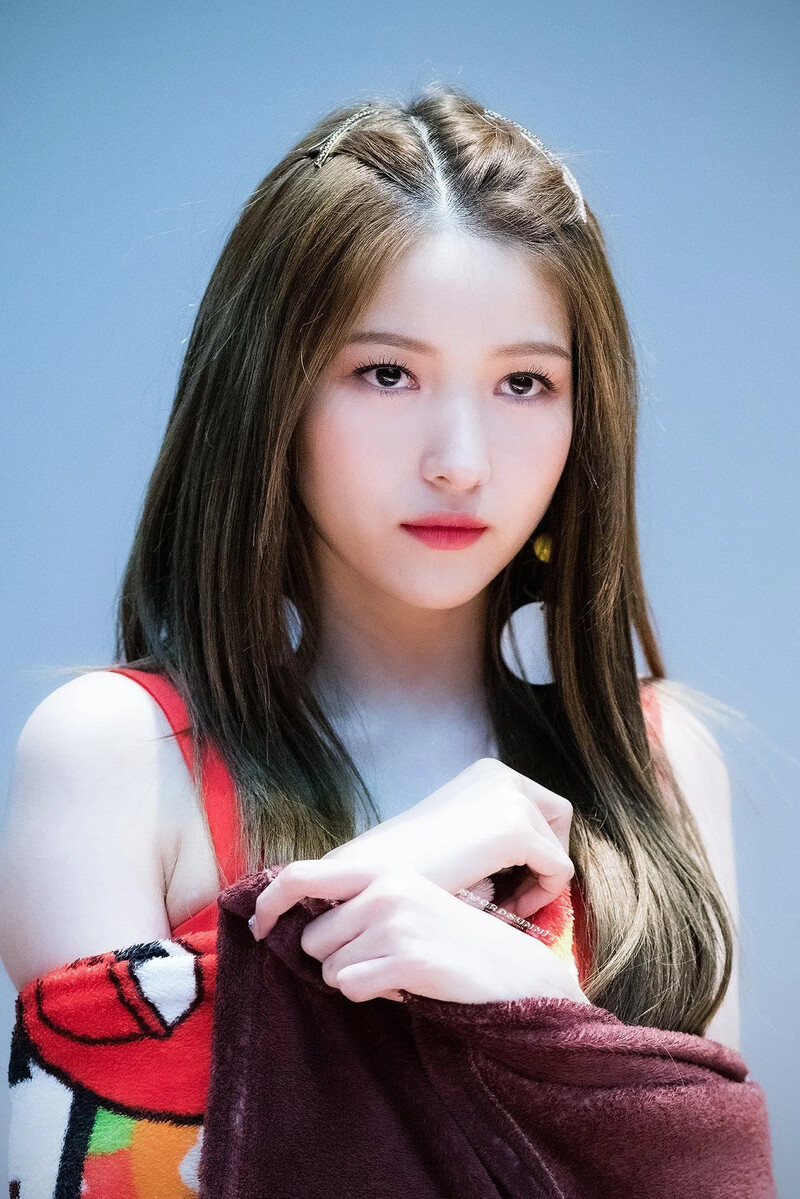 Sowon1234.jpg