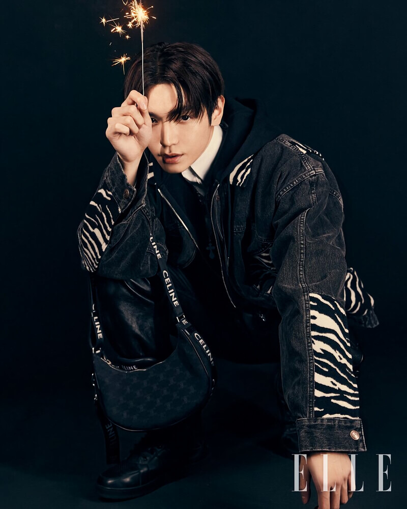 TAEYONG for ELLE Korea x CELINE Dec Issue 2021 documents 3